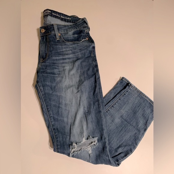 Mid-Rise Slim Cuff Blue Levi Jeans - Picture 1 of 3